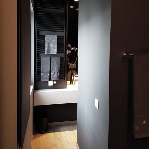 Standard Double Room | Bathroom | Shower, hair dryer, towels, soap