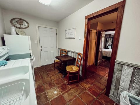 Sonora | Iron/ironing board, free WiFi, bed sheets