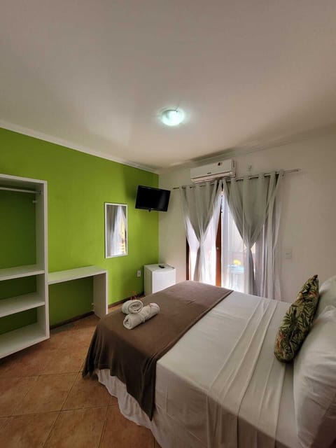 Superior Twin Room | Minibar, blackout drapes, free WiFi, bed sheets