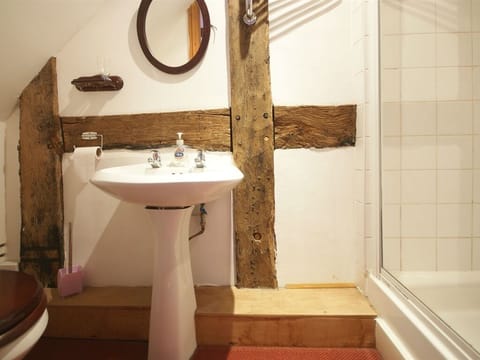 Suite, Ensuite | Miscellaneous