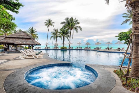 Outdoor pool, sun loungers