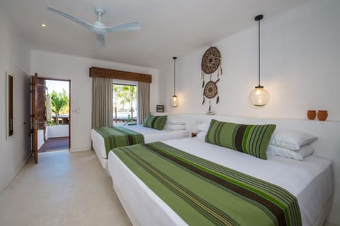 Junior Suite with private pool: 2 queen beds  | In-room safe, desk, free cribs/infant beds, bed sheets