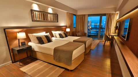 Superior Double Room | Premium bedding, pillowtop beds, minibar, in-room safe