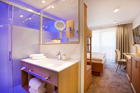 Comfort Room | Bathroom | Free toiletries, hair dryer, bathrobes, slippers