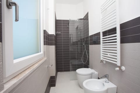 Superior Double or Twin Room, Balcony | Bathroom | Shower, rainfall showerhead, hair dryer, slippers