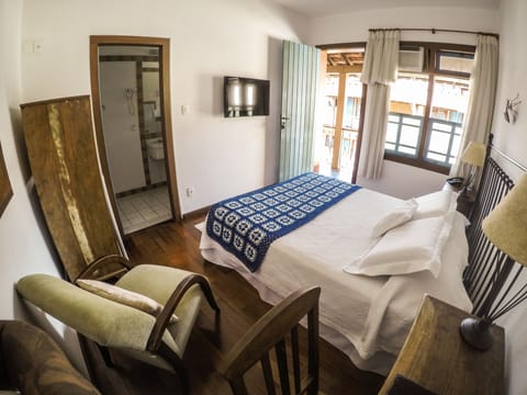 Quarto Master | Minibar, in-room safe, desk, blackout drapes