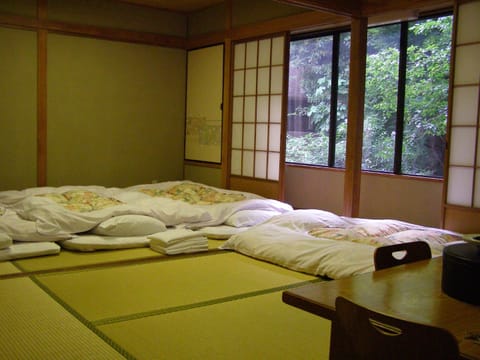 Japanese Tatami Room, Non Smoking  | Desk, free WiFi