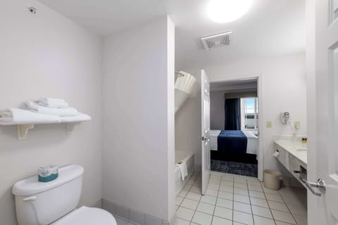 Suite, 1 King Bed, Non Smoking, Refrigerator & Microwave (Living Room;with Sofabed) | Bathroom | Combined shower/tub, free toiletries, hair dryer, towels