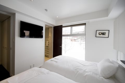 Deluxe Room, 2 Bedrooms | In-room safe, iron/ironing board, free WiFi