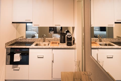 City Apartment, 1 Bedroom | Private kitchen | Fridge, oven, stovetop, espresso maker