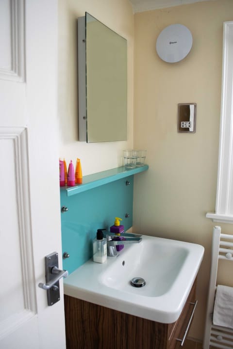 Double Room, Ensuite (Room 3 .) | Bathroom