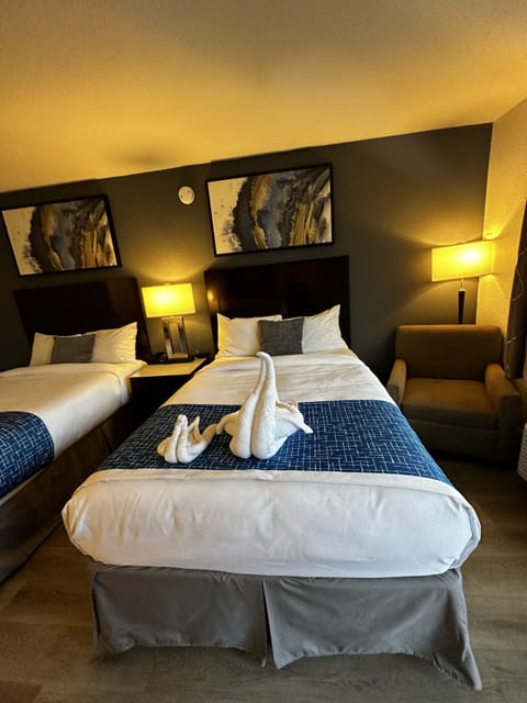 Premium Room, 2 Double Beds, Non Smoking, Refrigerator & Microwave | Desk, free WiFi, bed sheets