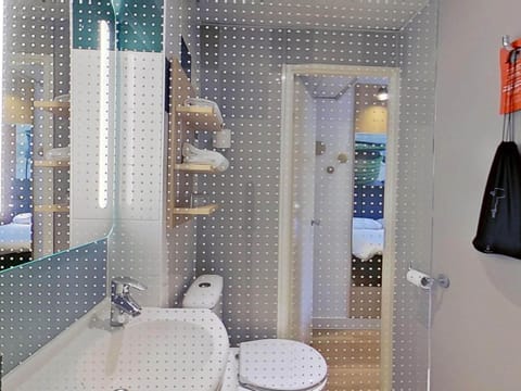 Standard Room, Multiple Beds | Premium bedding, desk, free WiFi, bed sheets