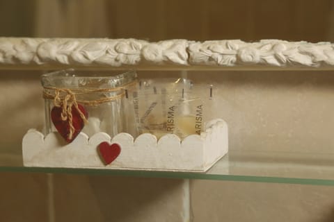 Double Room | Premium bedding, desk, free WiFi, bed sheets