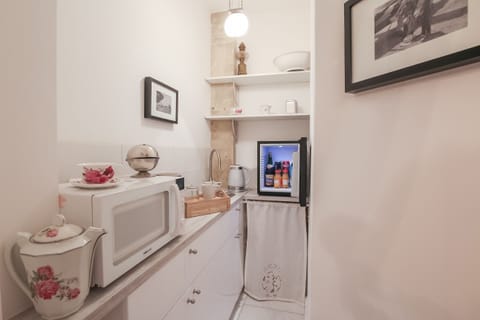 Superior Double Room (B2) | Private kitchenette | Microwave, espresso maker, coffee/tea maker, electric kettle