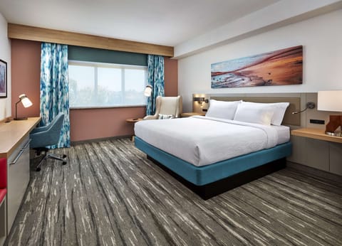 In-room safe, desk, free WiFi, bed sheets