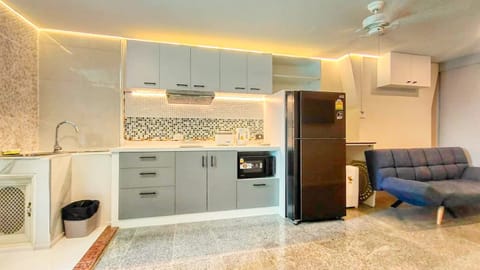 Apartment | Private kitchen | Fridge, microwave, stovetop, coffee/tea maker