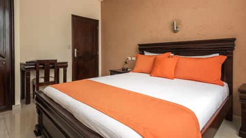 Double Room | Premium bedding, in-room safe, free WiFi, bed sheets