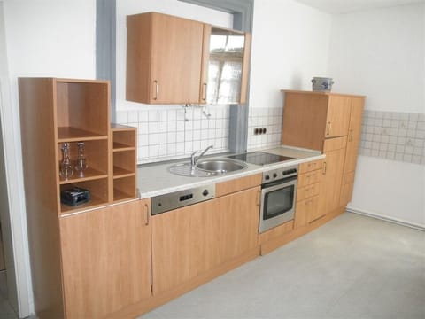 Apartment, Ensuite (Habert) | Shared kitchen