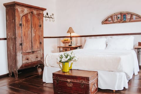 Standard Room | Individually decorated, individually furnished, iron/ironing board