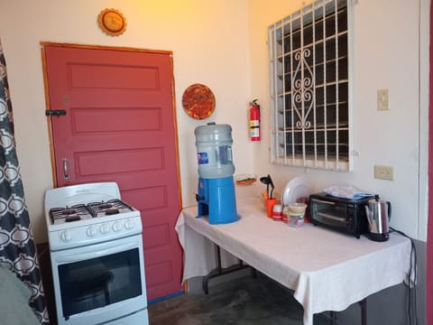Basic Double Room, 1 Bedroom, Private Bathroom | Private kitchenette | Shared fridge