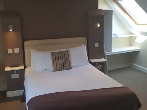 Superior Double Room, Ensuite, City View (Room 9)