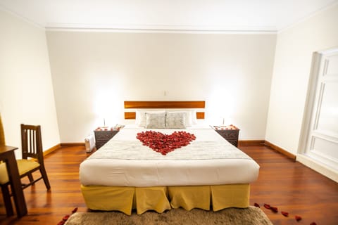 Superior Double Room | Down comforters, minibar, desk, free WiFi