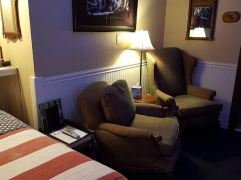 Standard Double Room, Ensuite, Garden View (Americana) | Free WiFi, bed sheets