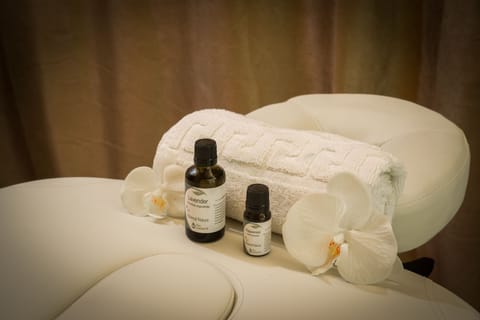 Body treatments, aromatherapy, Swedish massages, Thai massages, facials