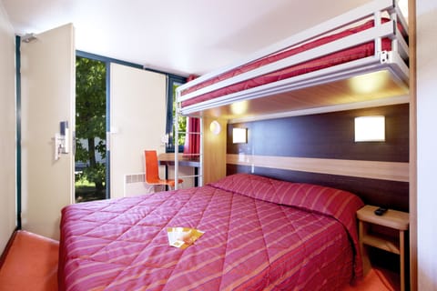 Standard Room, Multiple Beds (1 Double and 1 Single bed) | Desk, blackout drapes, free WiFi, bed sheets