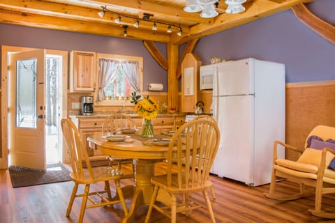 Cabin 7 (Pet Friendly) - Hemlock Hideaway | Private kitchen | Fridge, microwave, oven, stovetop