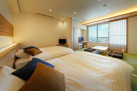 Superior Japanese-Style Room with Beds & Bath room, Non Smoking | In-room safe, free WiFi, bed sheets