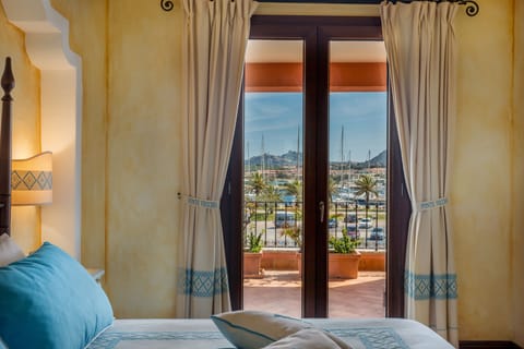 Royal Suite, 1 Bedroom, Jetted Tub, Sea View | Terrace/patio