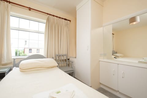Twin Room, Ensuite