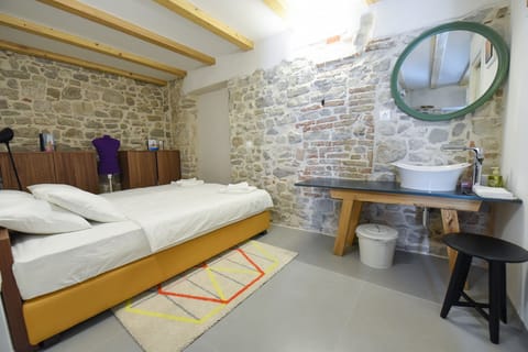 Deluxe Double Room (Pylon 2) | 4 bedrooms, premium bedding, down comforters, Select Comfort beds