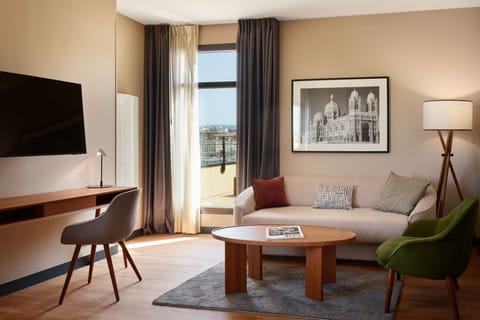 Suite, 1 Bedroom, Terrace (Port View) | Hypo-allergenic bedding, minibar, in-room safe, desk