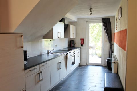 Ferien Haus | Private kitchen | Fridge, coffee/tea maker, electric kettle