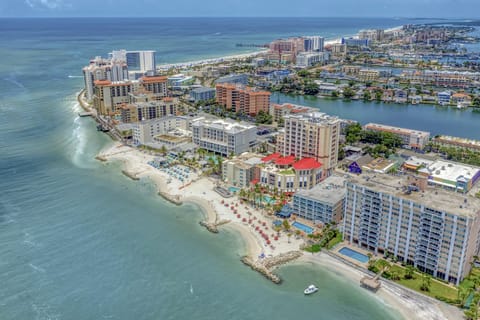 Private beach, white sand, beach cabanas, sun loungers