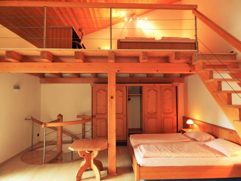 Suite | Desk, laptop workspace, soundproofing, iron/ironing board