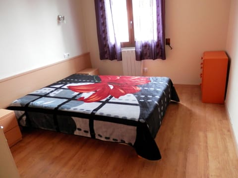 Apartment, 1 Bedroom | Individually furnished, blackout drapes, iron/ironing board, WiFi