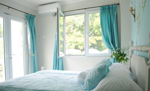 Morning Breeze Number 5 | Egyptian cotton sheets, individually decorated, individually furnished