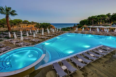 Outdoor pool, pool umbrellas