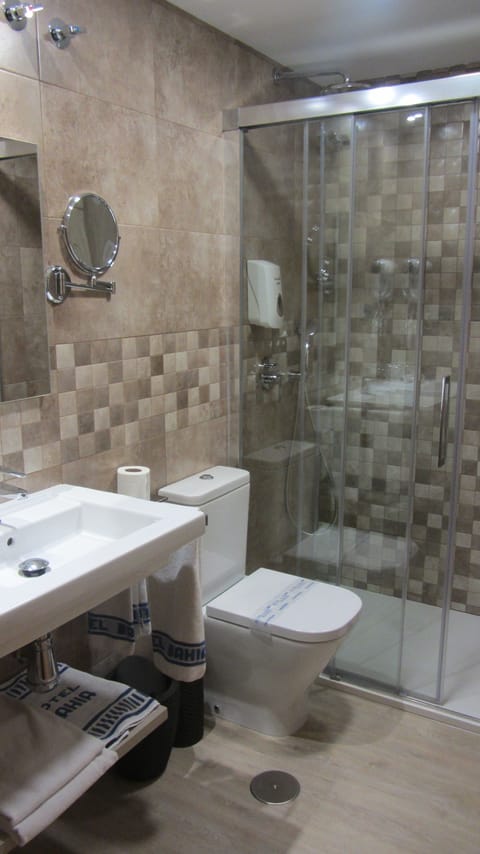 Double or Twin Room | Bathroom | Shower, free toiletries, hair dryer, towels