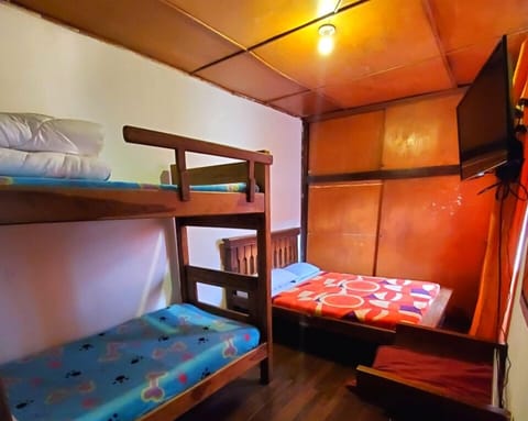 Double Room, Private Bathroom | Blackout drapes, free WiFi, bed sheets