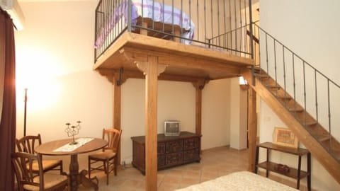 Classic Apartment, 1 Bedroom, Accessible | Premium bedding, desk, iron/ironing board, free cribs/infant beds