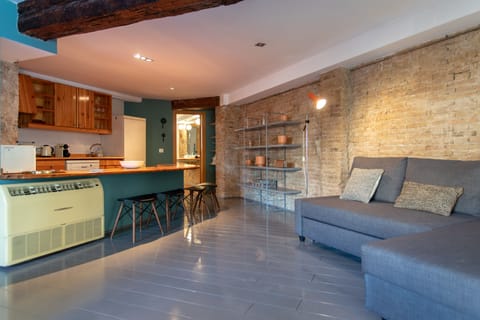 Superior Apartment (Bubu 9) | Living area | Flat-screen TV, DVD player