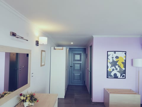 Superior Double or Twin Room, Sea View | In-room safe, free WiFi