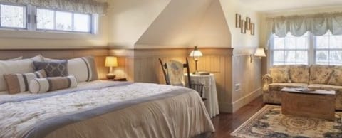 Thornton Burgess room | Individually decorated, free WiFi, bed sheets