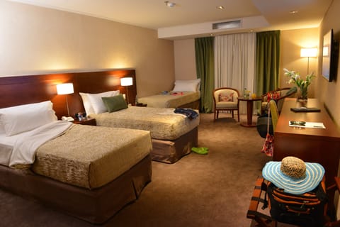 Triple Room | Premium bedding, down comforters, pillowtop beds, minibar