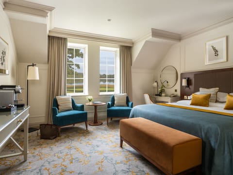 Egyptian cotton sheets, premium bedding, Tempur-Pedic beds, in-room safe